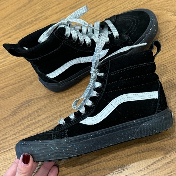 Vans GS SK8-Hi MTE - Youth Size 2‎ - Black Suede & Sparkle - EUC - Picture 7 of 10